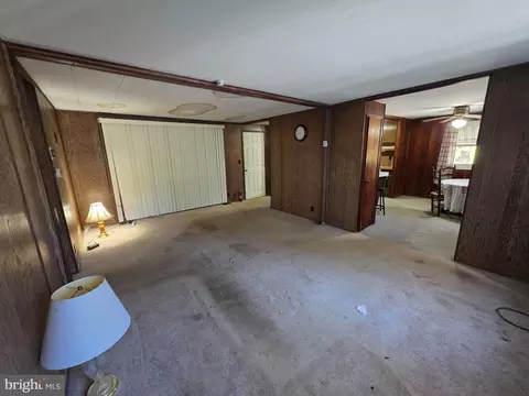 Living - 799 Ferrell Rd, Monroeville, NJ 08343 photo 2 of 2