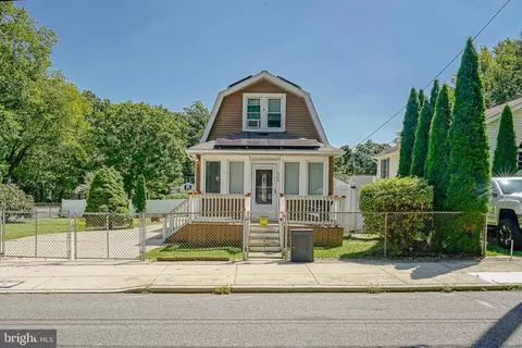 620 Oak Ave, Woodbury, NJ 08096