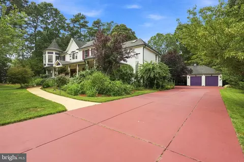 Exterior - 10 Pine Ridge Ct, Sewell, NJ 08080 photo 2 of 13