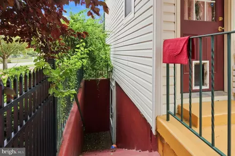 Exterior - 10 Pine Ridge Ct, Sewell, NJ 08080 photo 6 of 13