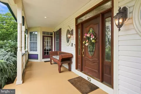 Exterior - 10 Pine Ridge Ct, Sewell, NJ 08080 photo 5 of 13