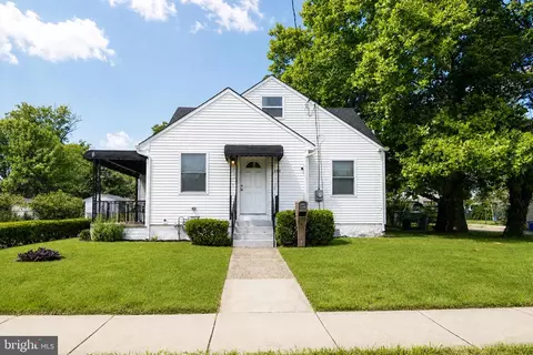 211 E New St, Glassboro, NJ 08028