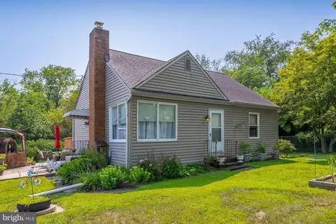 432 Mullica Hill Rd, Mullica Hill, NJ 08062