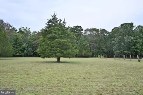 Exterior - 1503 E Malaga Rd, Williamstown, NJ 08094 photo 4 of 8