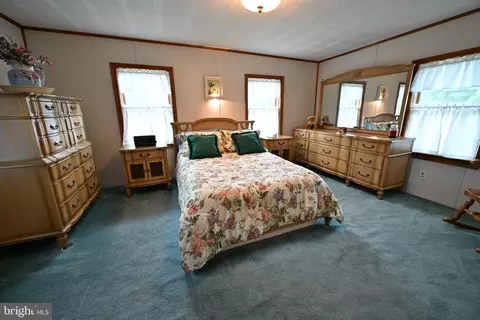 Bedroom - 1503 E Malaga Rd, Williamstown, NJ 08094 photo 4 of 6