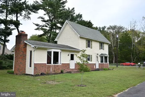 Exterior - 1503 E Malaga Rd, Williamstown, NJ 08094 photo 2 of 8