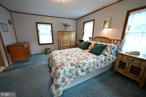 Bedroom - 1503 E Malaga Rd, Williamstown, NJ 08094 photo 5 of 6
