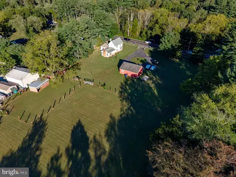 View/Area - 1503 E Malaga Rd, Williamstown, NJ 08094 photo 2 of 10