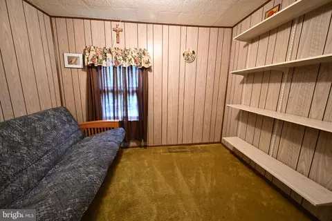 Bedroom - 1503 E Malaga Rd, Williamstown, NJ 08094 photo 3 of 6