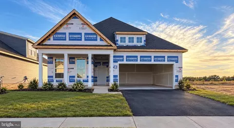 216 Teton Ct, Monroeville, NJ 08343