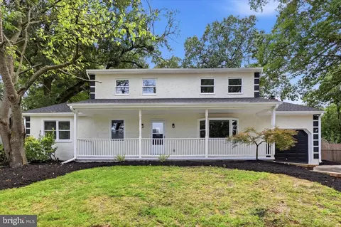 160 Family Ln, Deptford, NJ 08096