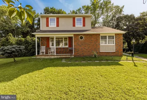 383 Hessian Ave, West Deptford, NJ 08096