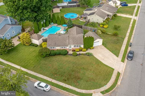 514 Buckingham Dr, Sewell, NJ 08080