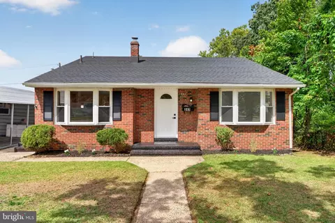 317 N Grand Ave, National Park, NJ 08063