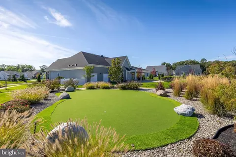 Exterior - 3543 Castleton Dr, Williamstown, NJ 08094 photo 7 of 9