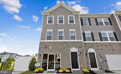 244 Macoun Way, Glassboro, NJ 08028