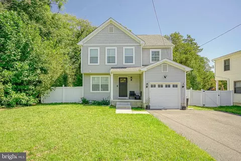 404 Pine Ave, Deptford, NJ 08096