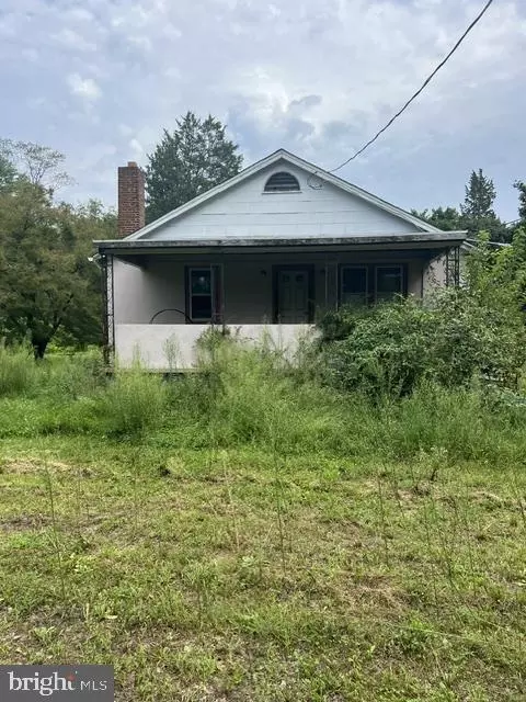 1632 Blue Bell, Williamstown, NJ 08094