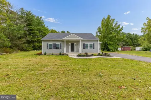 632 Royal Ave, Franklinville, NJ 08322