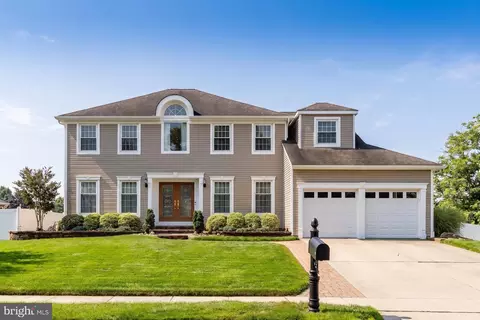 2 Walton Dr, Sewell, NJ 08080
