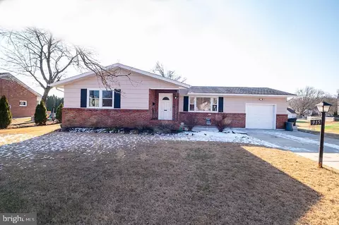 915 Mullen Ave, Gibbstown, NJ 08027