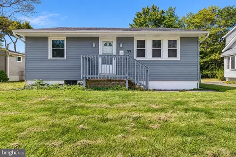 121 S Jackson St, Woodbury, NJ 08096