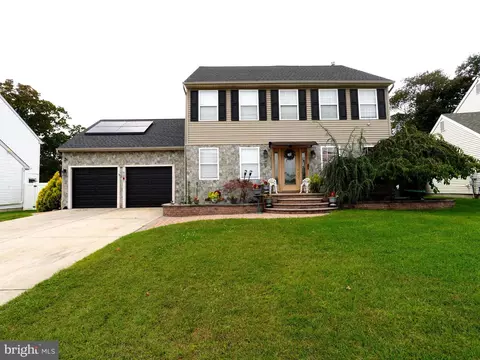 609 Harper Dr, Glassboro, NJ 08028