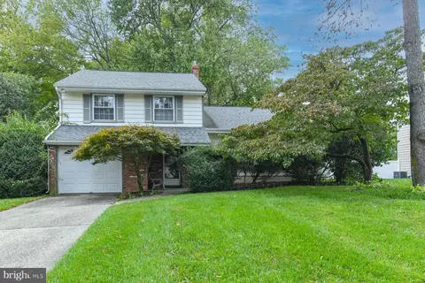 780 Carter Hill Dr, West Deptford, NJ 08066