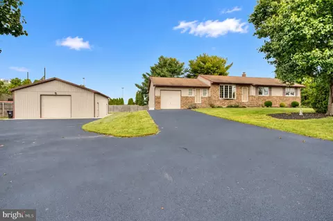 61 Berlin Cross Keys Rd, Sewell, NJ 08080