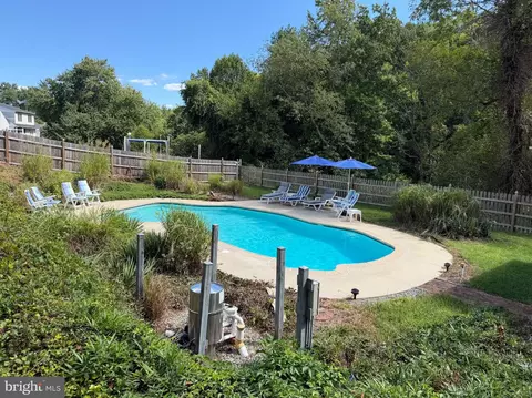 Exterior - 552 Hereford Ln, Mickleton, NJ 08056 photo 6 of 10