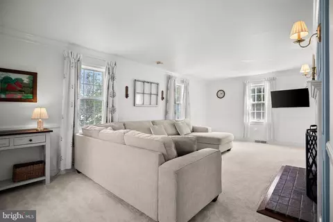 Living - 552 Hereford Ln, Mickleton, NJ 08056 photo 1 of 2