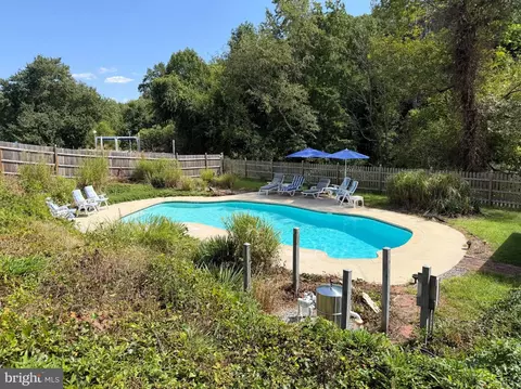 Exterior - 552 Hereford Ln, Mickleton, NJ 08056 photo 5 of 10