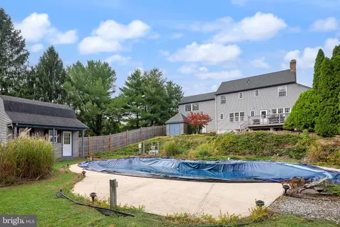 Exterior - 552 Hereford Ln, Mickleton, NJ 08056 photo 9 of 10