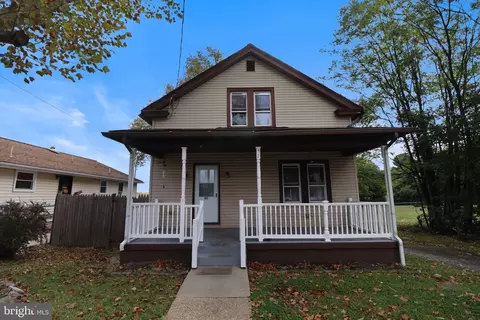 329 Mantua Ave, Paulsboro, NJ 08066