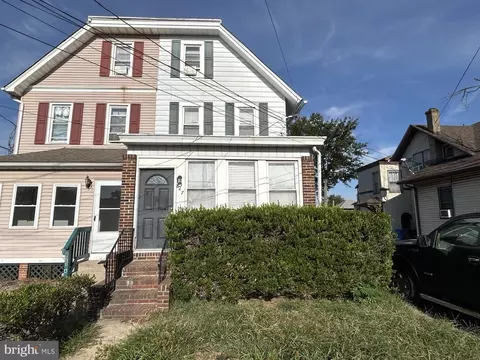 827 N Broad St, Woodbury, NJ 08096