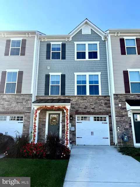 119 Roundstone Run, Woolwich Township, NJ 08085
