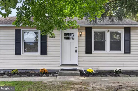 129 Colin St, Swedesboro, NJ 08085