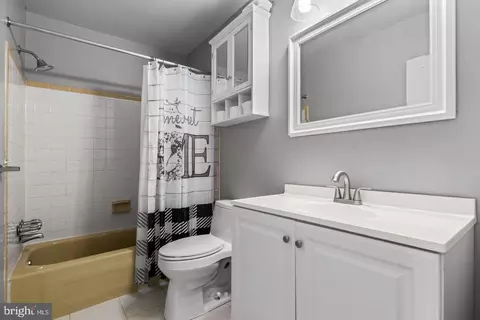 Bath - 85 Myrtle Ave, Mickleton, NJ 08056 photo 1 of 1