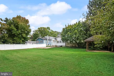 Exterior - 20 E Woodland Ave, Pitman, NJ 08071 photo 3 of 4