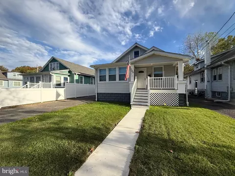 560 Salem Ave, Woodbury, NJ 08096
