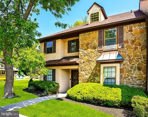 16 N Maple St #A1, Woodbury, NJ 08096