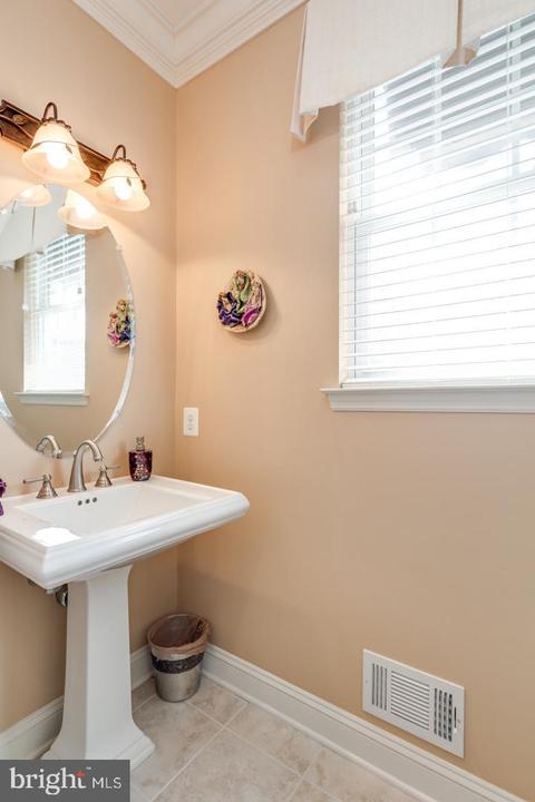 568 Fox Hollow Ct, Mickleton, NJ 08056 photo 18