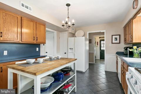 413 Doerrmann Dr, Mickleton, NJ 08056 photo 9