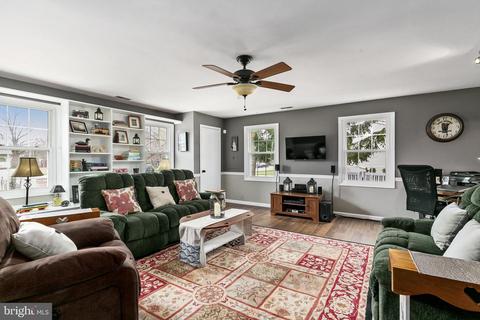 413 Doerrmann Dr, Mickleton, NJ 08056 photo 14