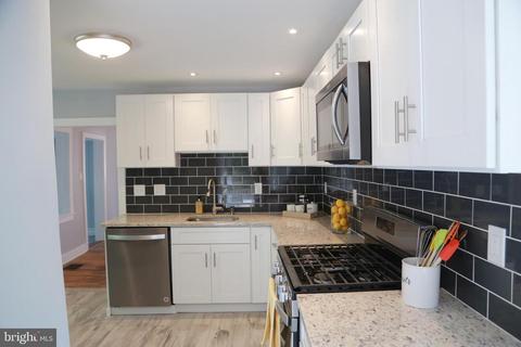 31 Myrtle Ave, Pitman, NJ 08071 photo 5