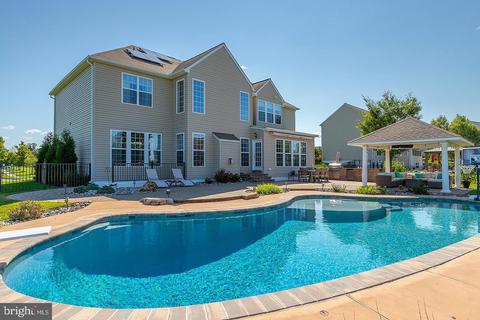 217 Smallwood Dr, Mickleton, NJ 08056 photo 2