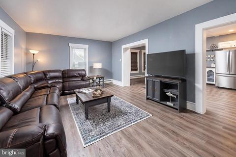 331 E Holly Ave, Pitman, NJ 08071 photo 4