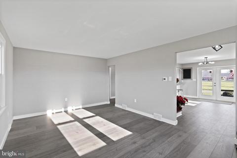 182 Democrat Rd, Mickleton, NJ 08056 photo 18
