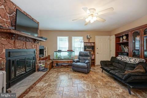 157 Sharps Rd, Williamstown, NJ 08094 photo 6