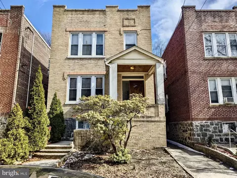 646 Boulevard E, Weehawken, NJ 07086
